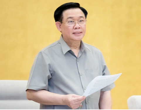 越南国会主席王庭惠辞职，越共中央公布原因
