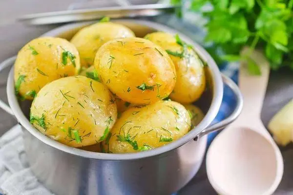 今日土豆最新价格多少钱一斤？各地近期价格行情如何？