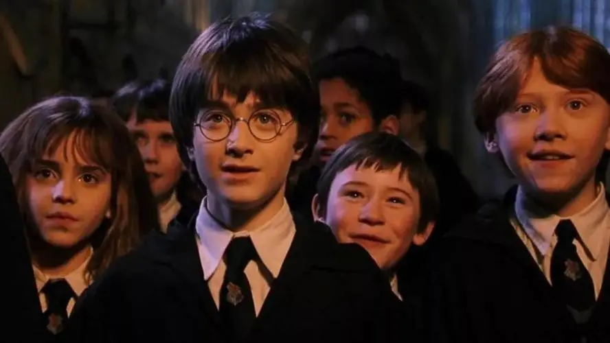 剧版《哈利·波特》官宣  八部《哈利·波特》电影全球总票房77亿美元
