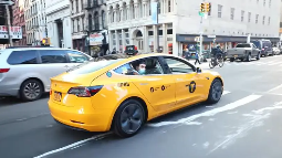 特斯拉销量创四年新低 将于8月8日发布无人驾驶出租车（Robotaxi）